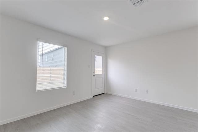 Building Photo - 800 Sandhill Crane Ln