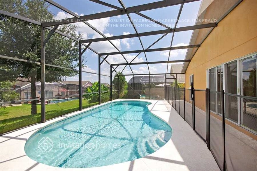 Building Photo - 102 Vine Dr