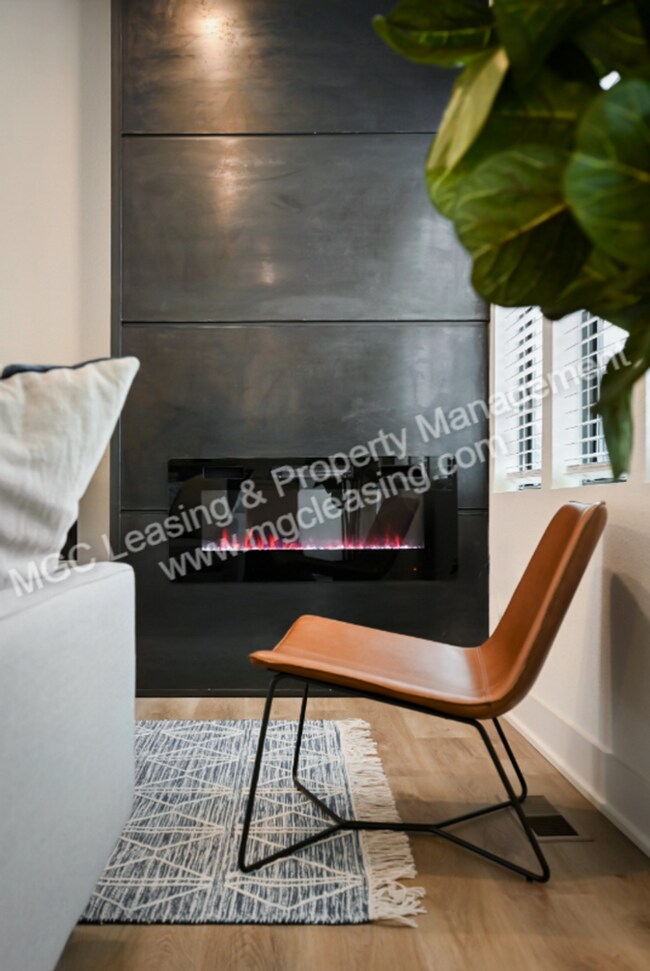 Building Photo - Stunning Ayden Place Townhome!
