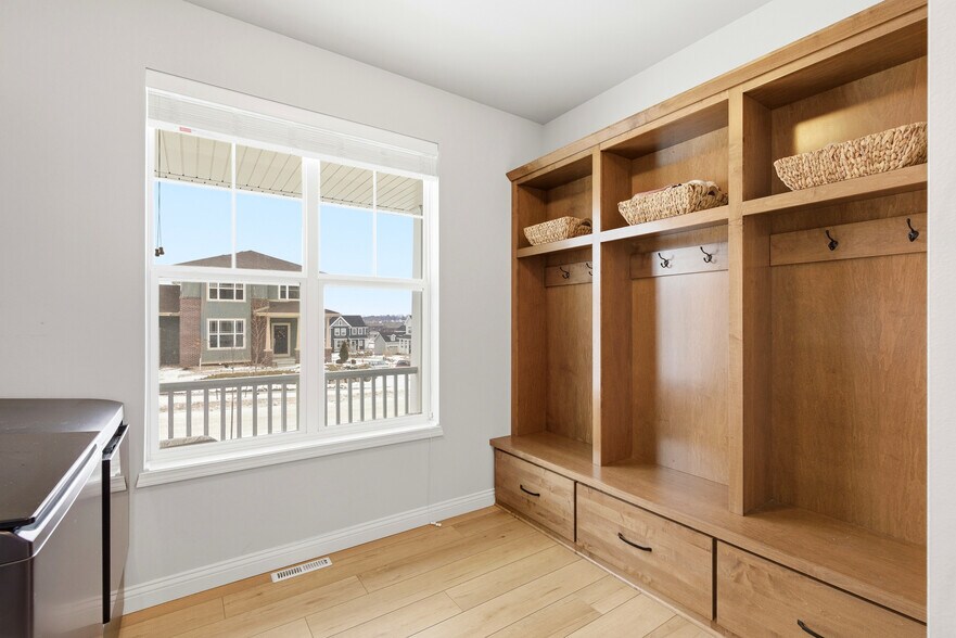 Building Photo - 9603 Summer Willow Ln