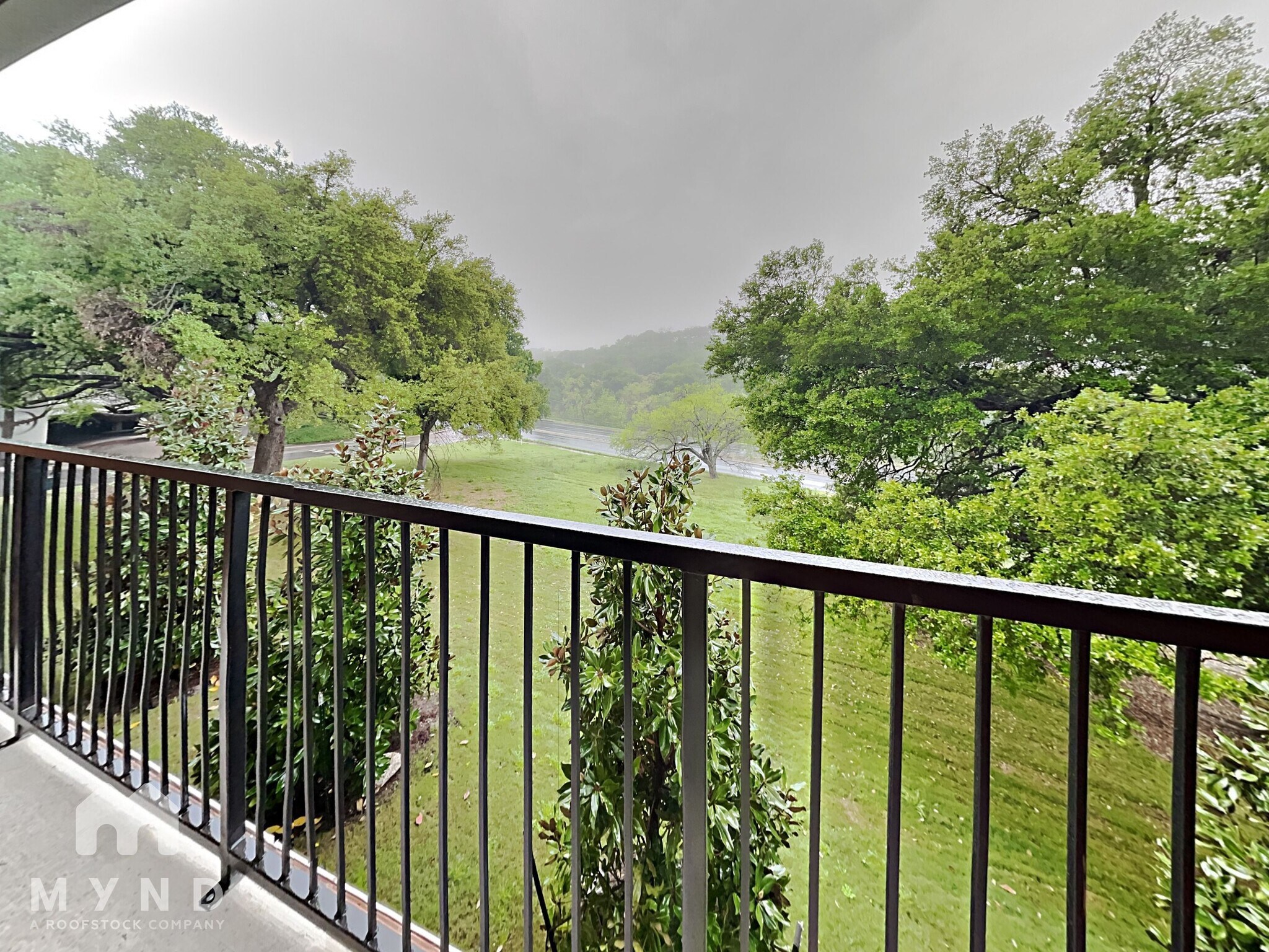 Building Photo - 2500 Longview St