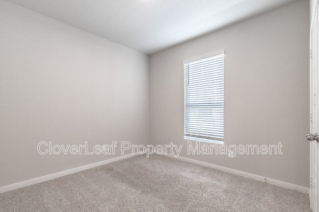 Building Photo - 311 Nespral Dr