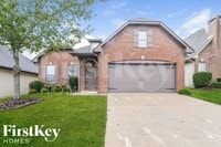 Building Photo - 1276 Washington Dr