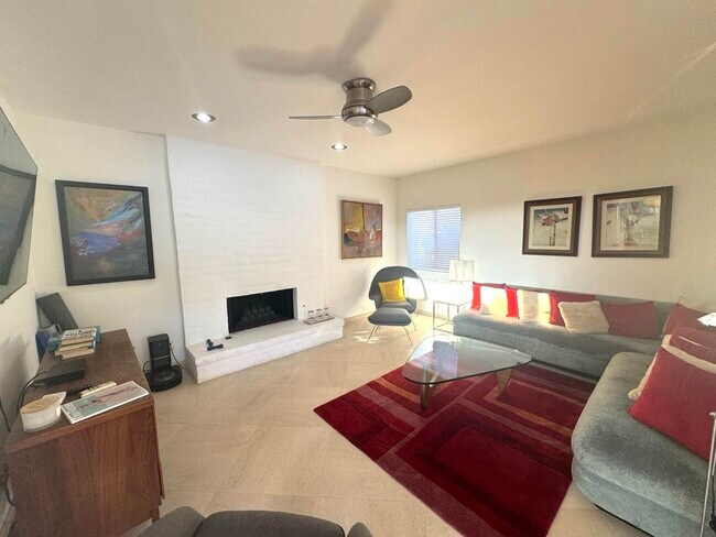 Building Photo - 72771 Skyward Way