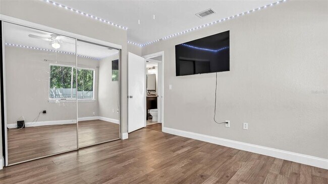 Building Photo - 2236 Curlew Rd