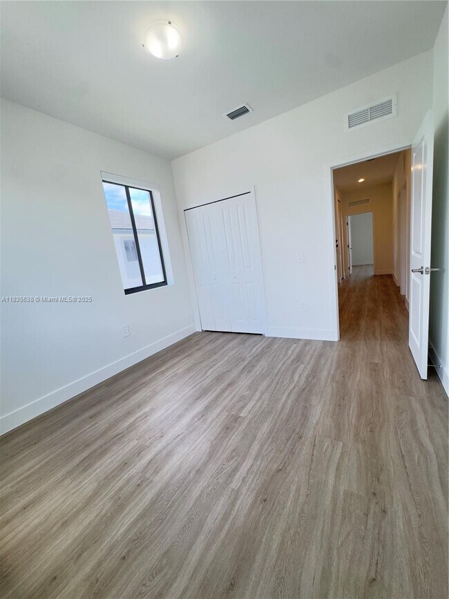 Building Photo - 34501 SW 191st Ct