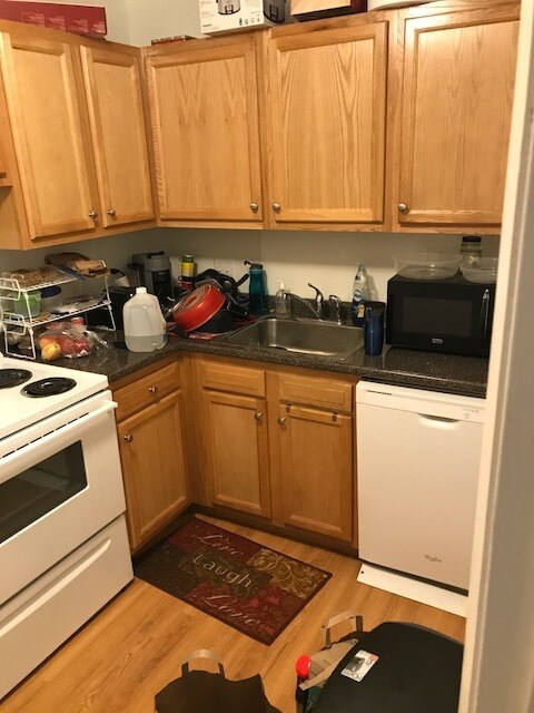 Building Photo - 312 Tappan St