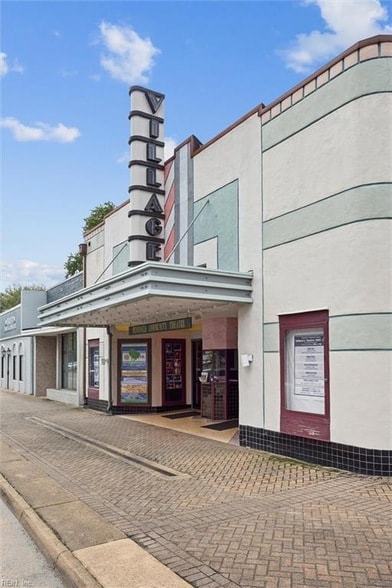 Building Photo - 205 River Rd
