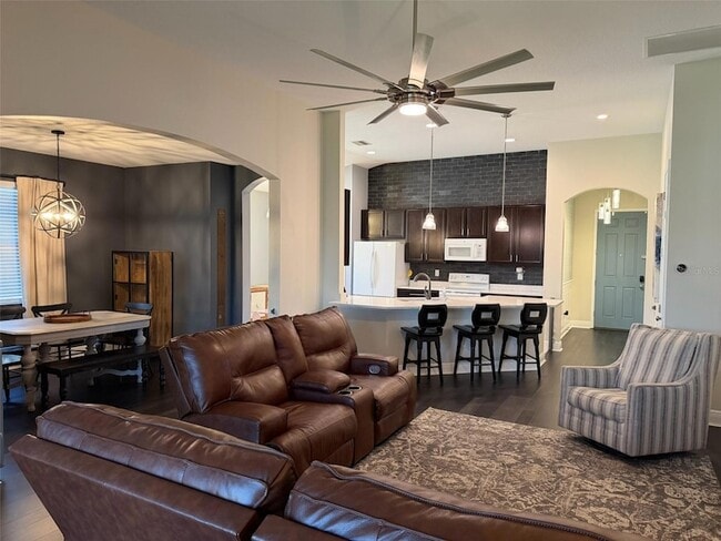 Building Photo - 12142 Creek Preserve Dr