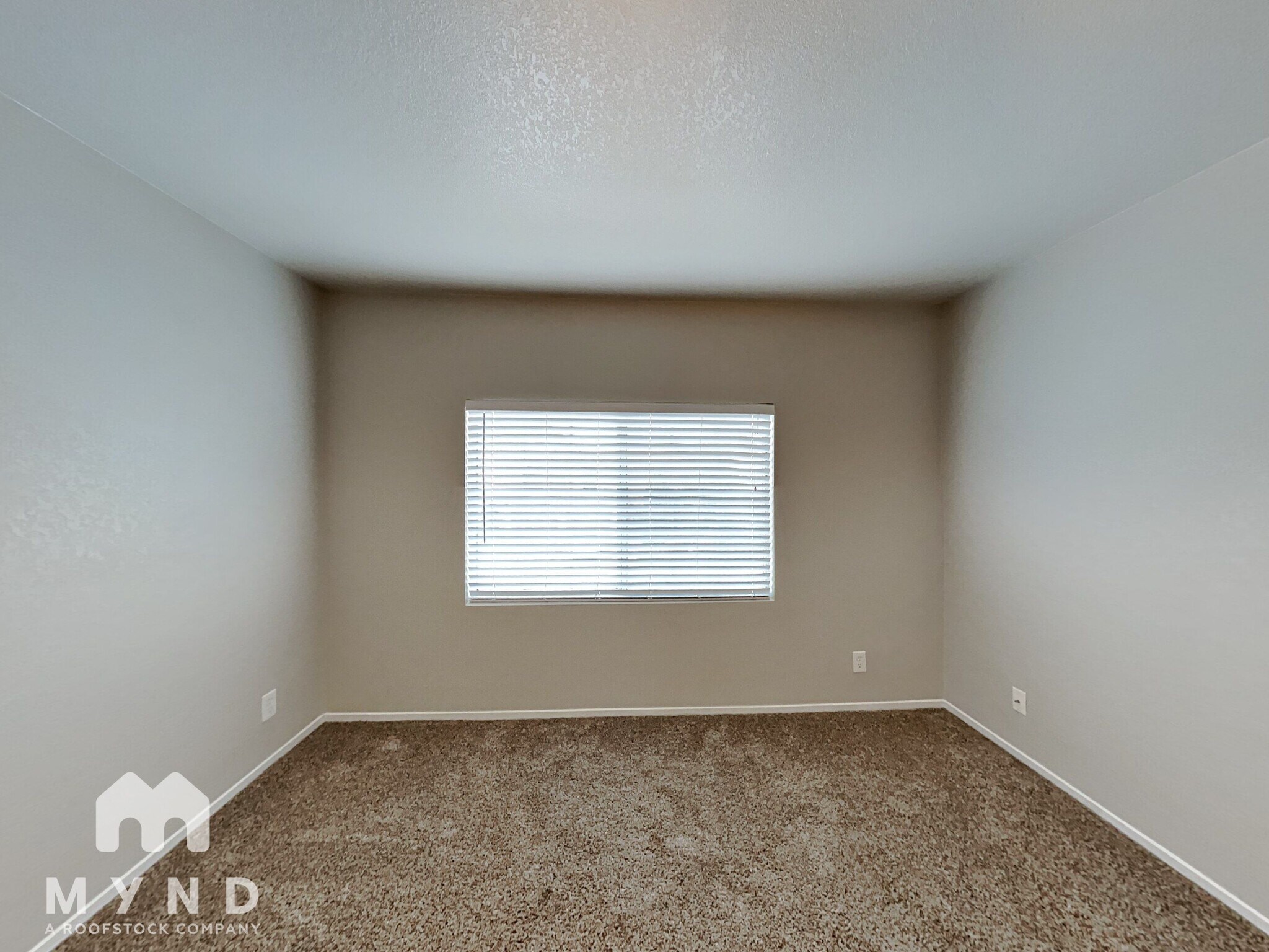 Building Photo - 2835 Floral Peak Dr