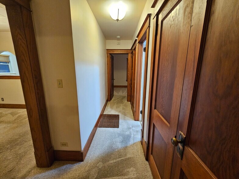 Hallway - 816 Aurora Ave