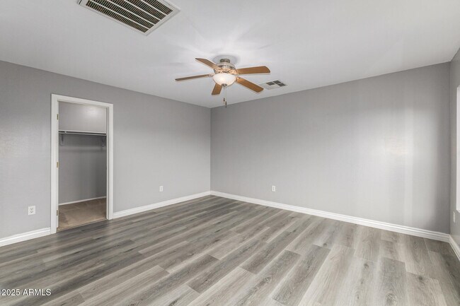 Building Photo - 3006 W Ferruccio Pl