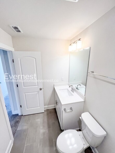 Building Photo - 4522 Skywood Ln