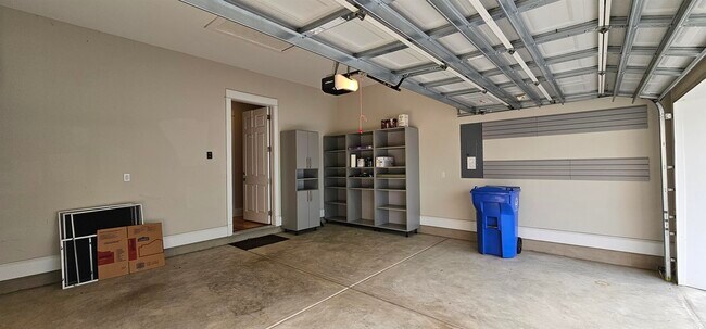 Building Photo - 7710 Monarch Dr