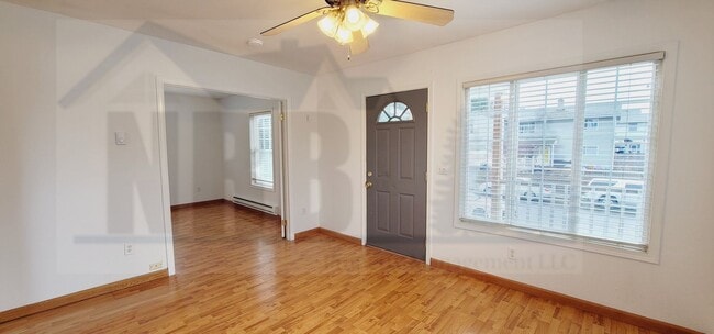 Building Photo - Gorgeous 2 bd House near Point Defiance an...