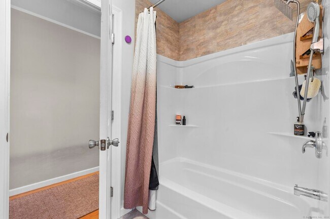 Building Photo - 55 Allen St