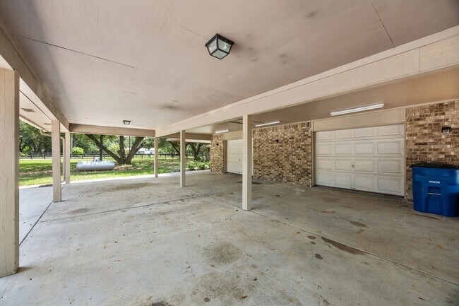 Building Photo - 21503 Fones Rd