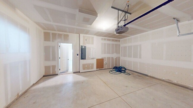 Building Photo - 6358 Ripken St