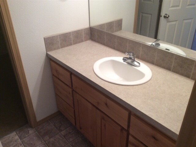 Building Photo - 465 Donna Dr