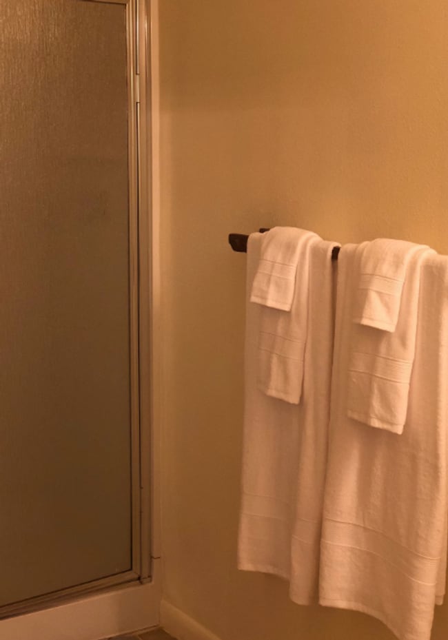 Building Photo - 327 1/2 North Main Street