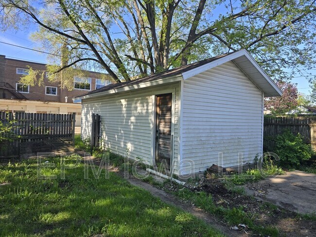 Building Photo - 1720 Franklin St