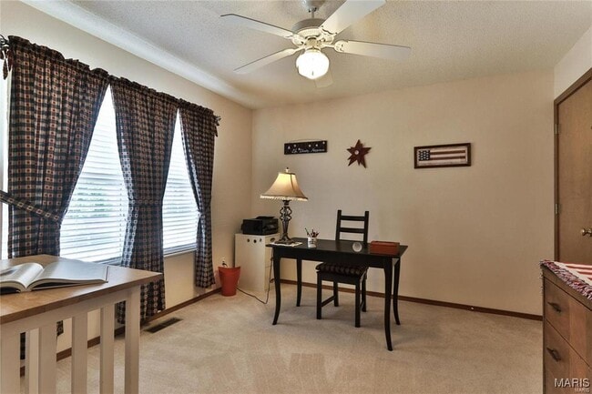 Building Photo - 1106 Illini Dr