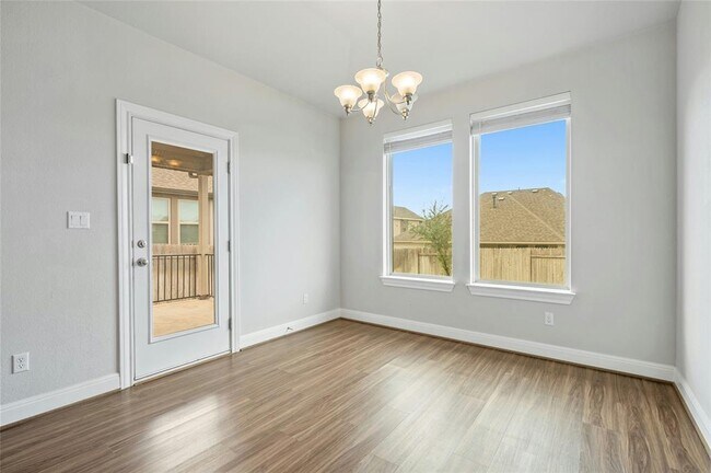 Building Photo - 116 Birkshire Dr