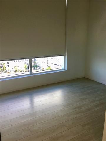 Building Photo - 601 NE 27th St