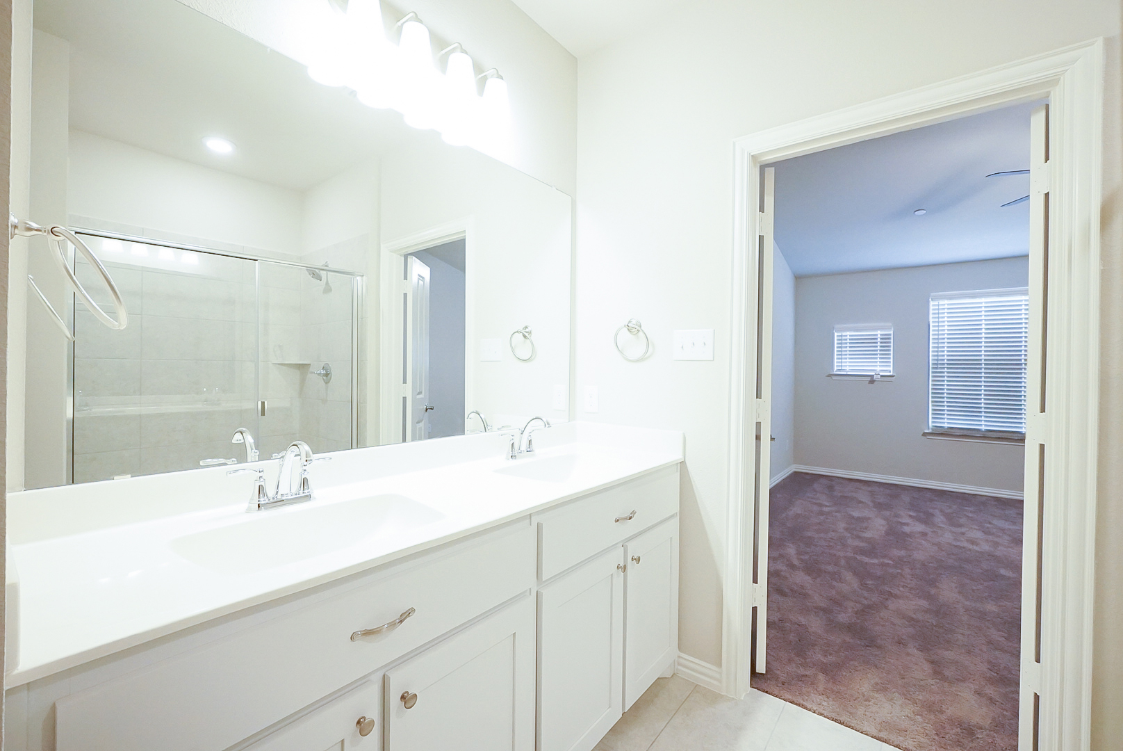 Building Photo - 3433 Solana Cir