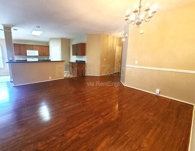 Building Photo - 8612 Orleans Ln