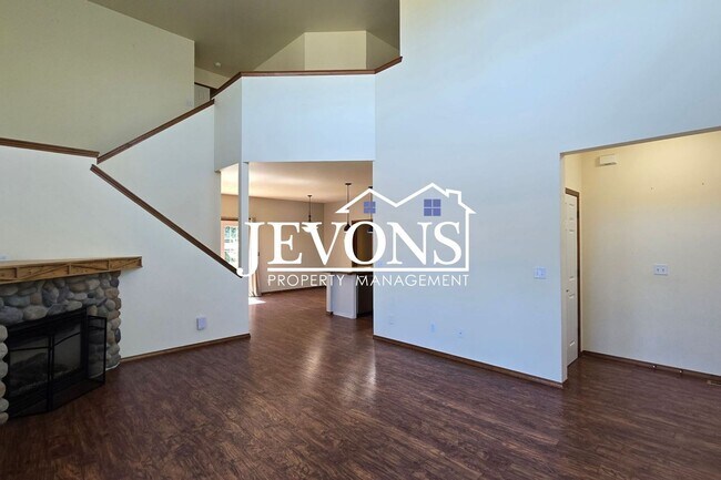 Building Photo - 1406 S 79th Ave