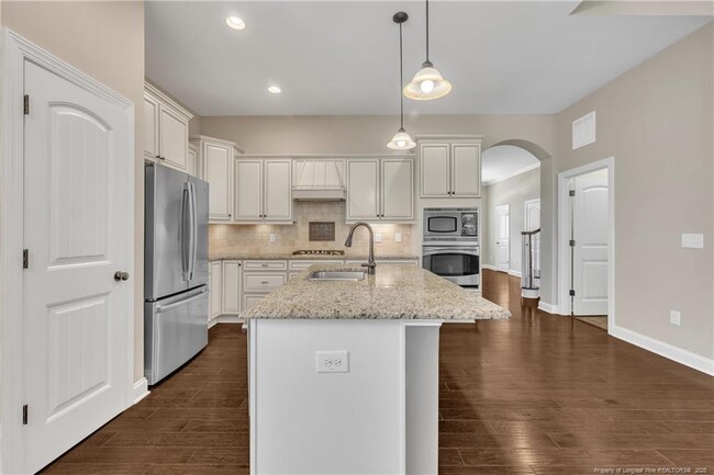 Building Photo - 108 Broyles Ct