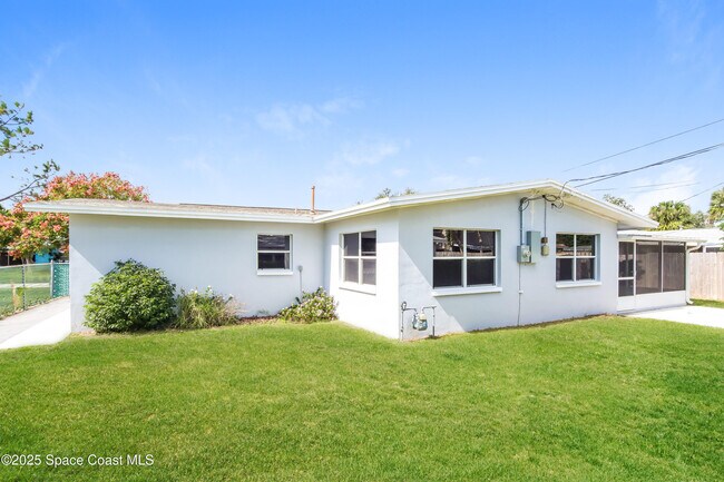 Building Photo - 1710 Jordan Dr