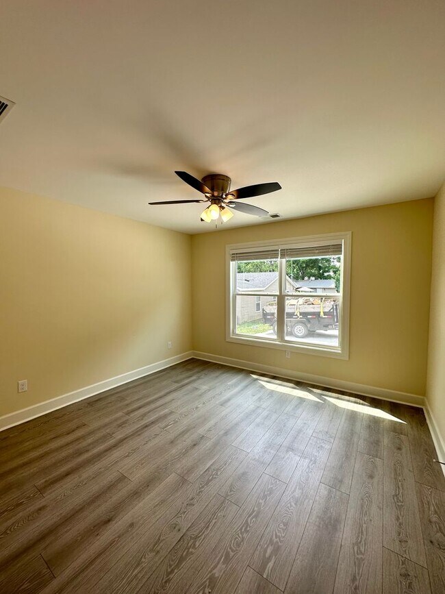 Building Photo - SPACIOUS NEWLY BUILT HOME