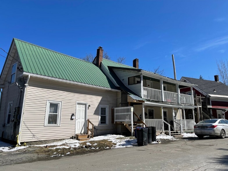 Building Photo - 13 Foster St