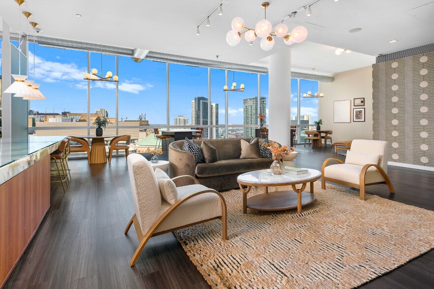 Building Photo - 139 W Kinzie St