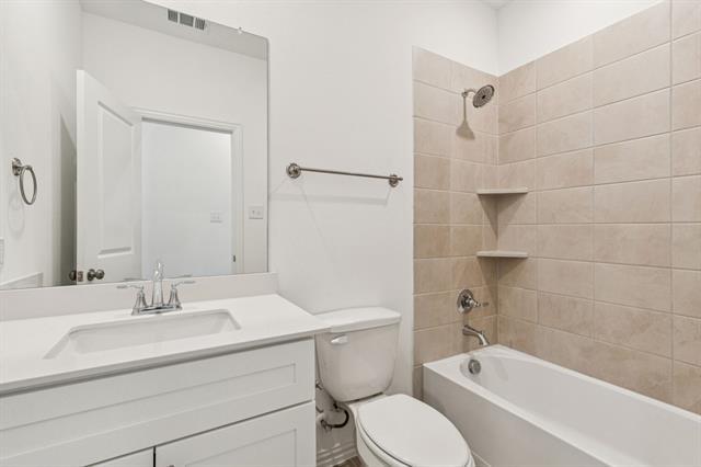 Building Photo - 5250 Springlake Pkwy