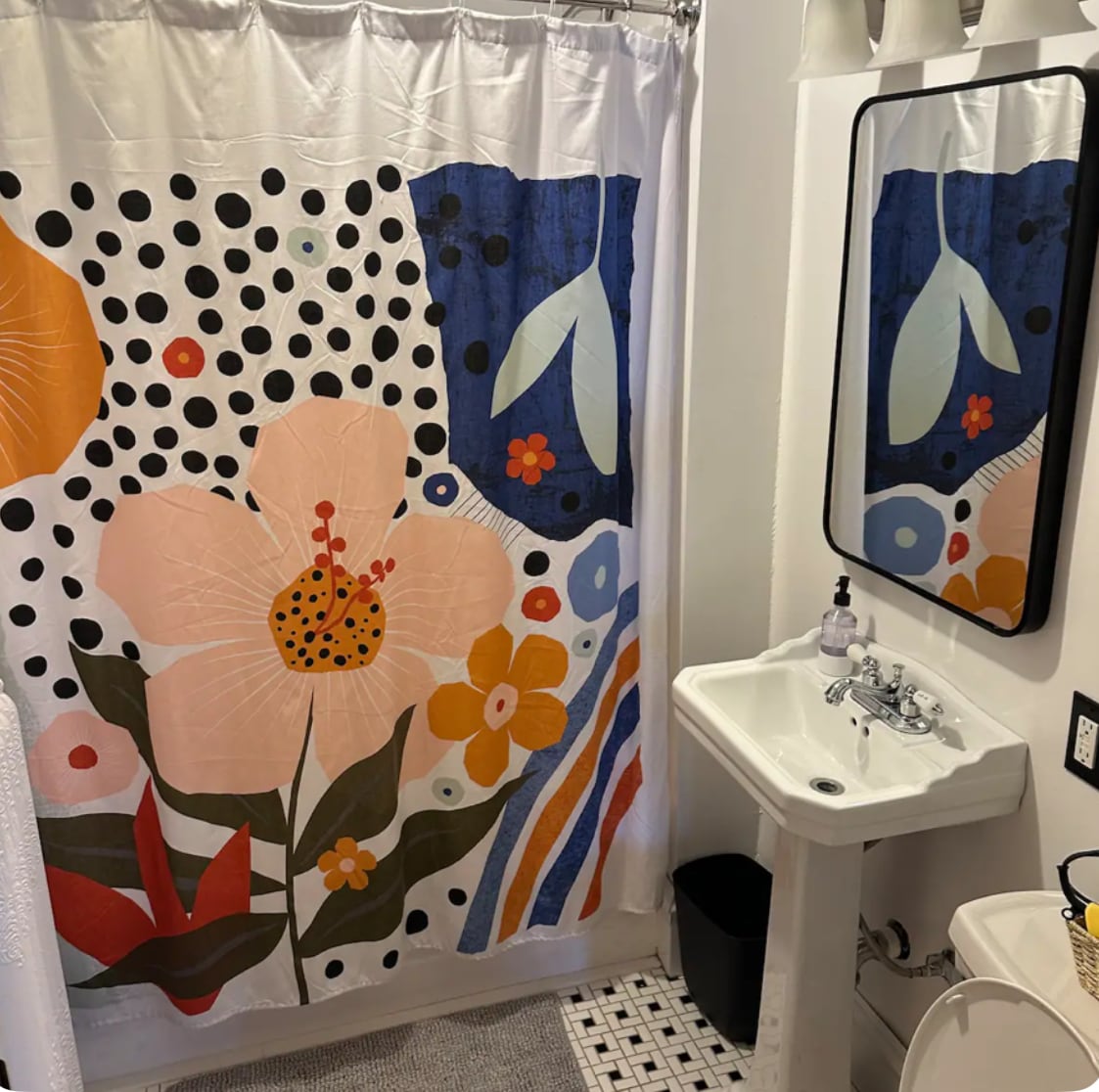 Bathroom - 205 George St W