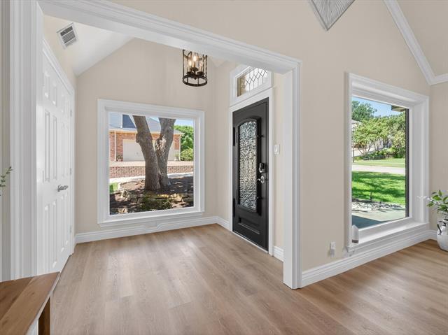 Building Photo - 1515 Mission Hills Ln
