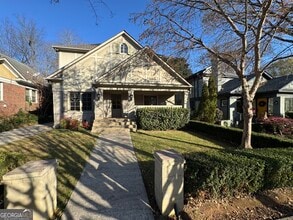 Building Photo - 1092 McLynn Ave NE