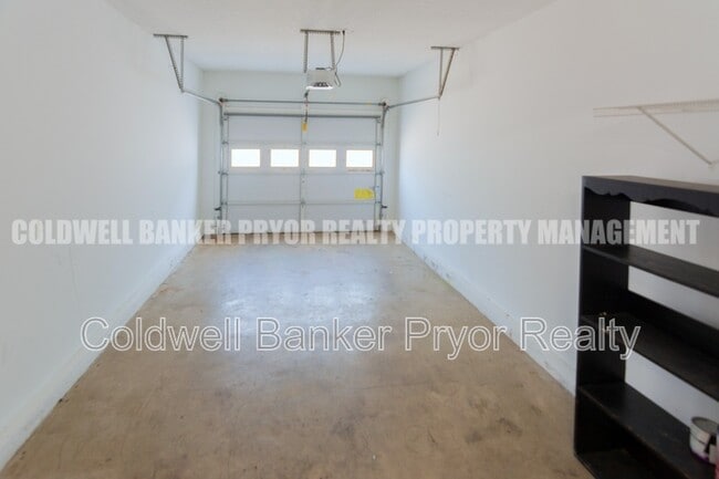 Building Photo - 1240 N Concord Rd