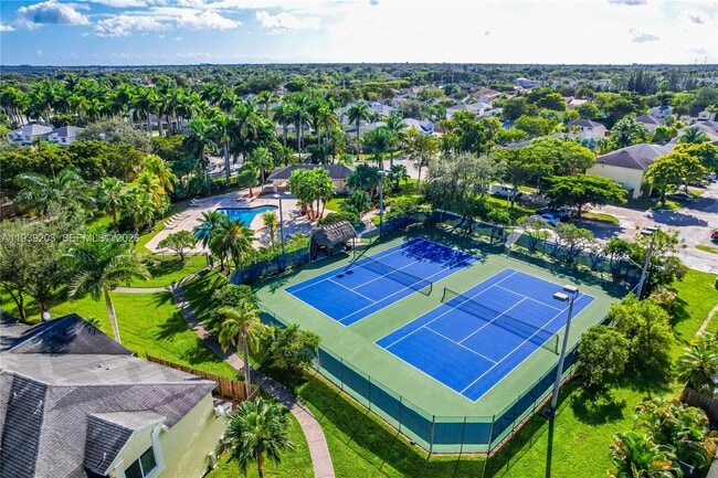 Building Photo - 11824 SW 99th St