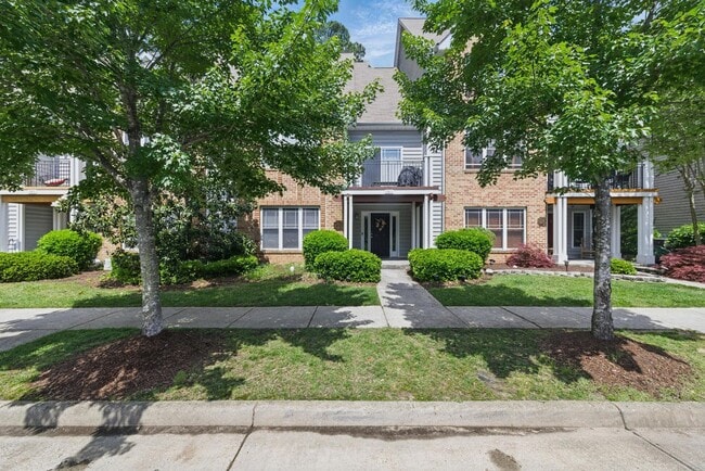 Building Photo - 985 Hollymeade Cir