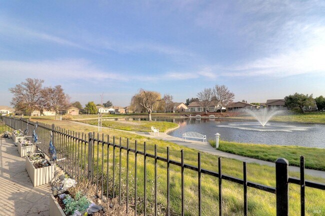 Building Photo - 369 Pebble Beach Dr