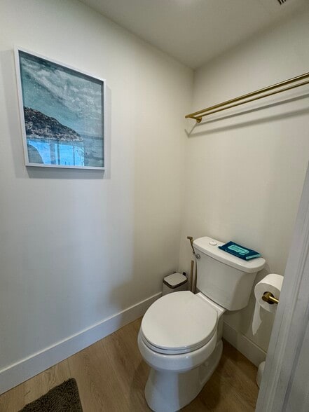 Building Photo - 100 Paradise Harbour Blvd