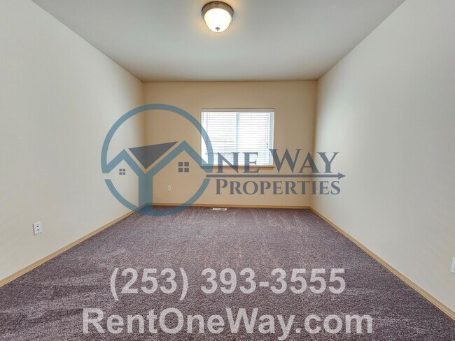 Building Photo - 15410 87th Ave E