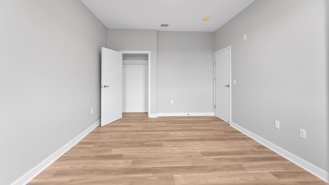Building Photo - 475 Communipaw Ave