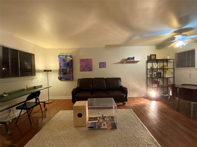 Building Photo - 205 Avondale St