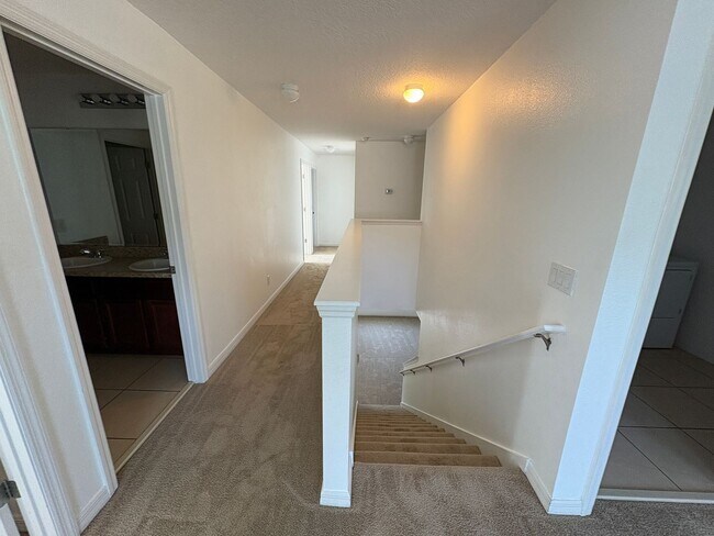 Building Photo - LARGE// Brand New 4/3.5 Bedroom Home in Breckenridge// APOPKA!!!