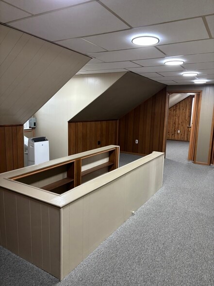 Building Photo - 345 E 12th St